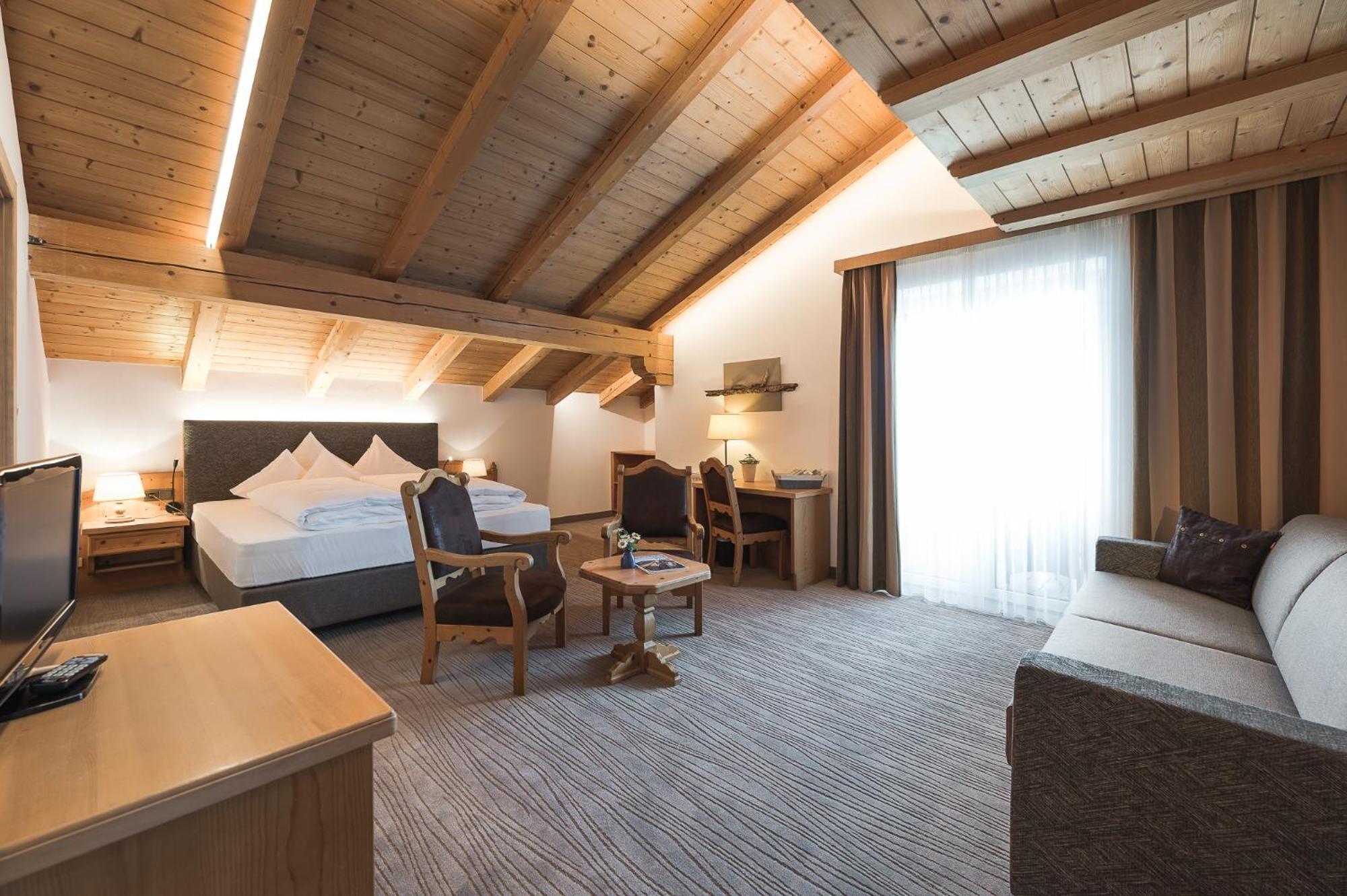Hotel Alpenhof Tirolo Esterno foto