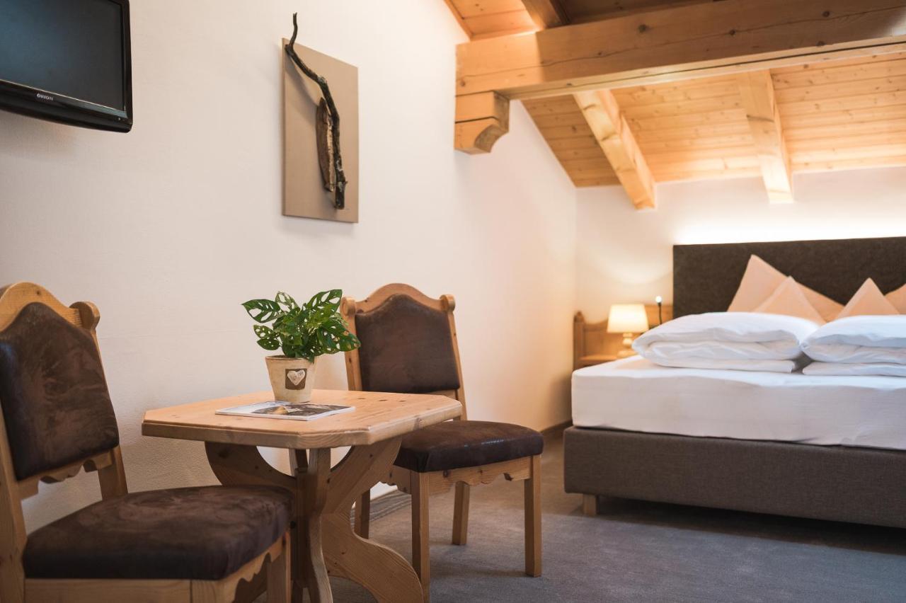 Hotel Alpenhof Tirolo Esterno foto